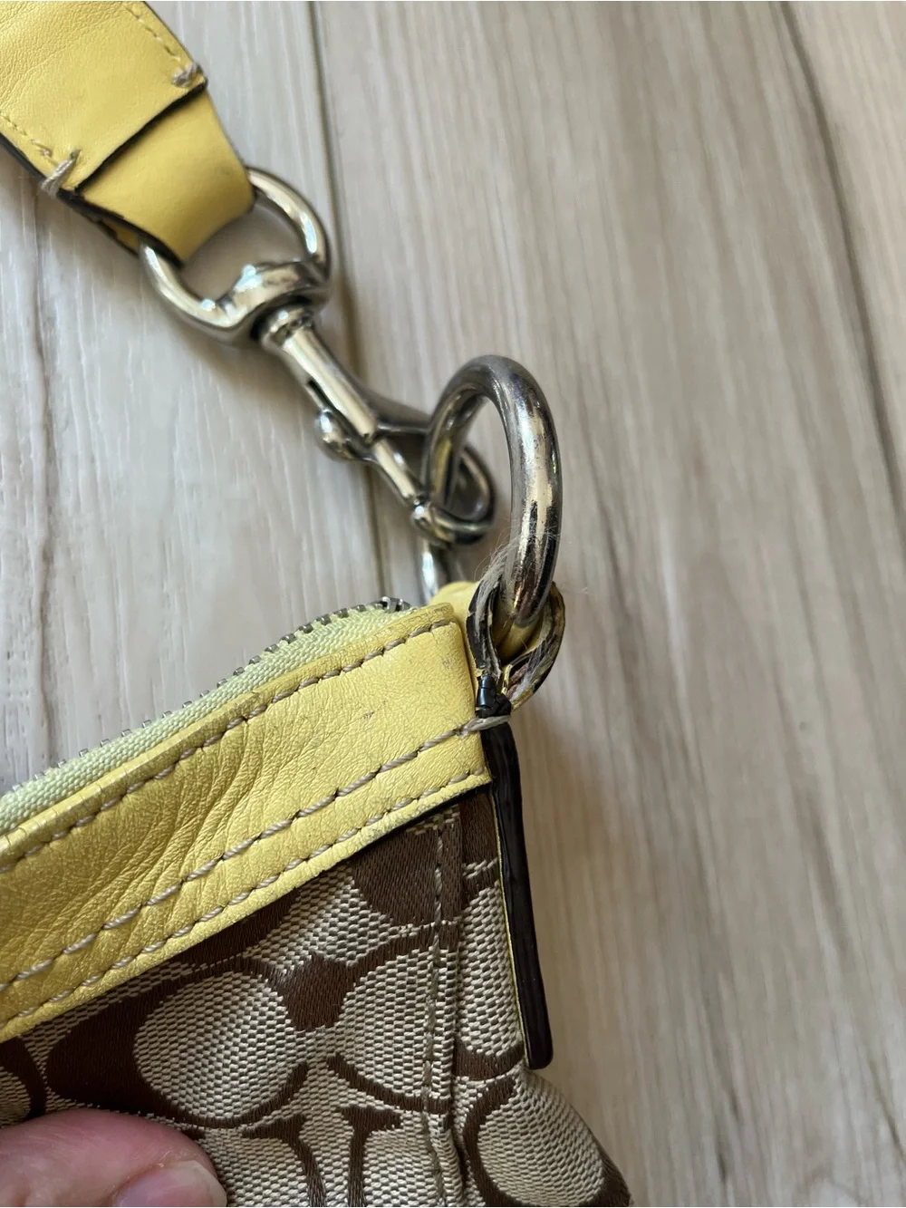 Y2K yellow coach bag